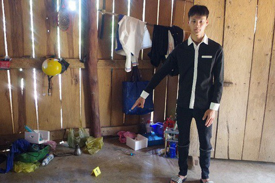 Lộ tội người cha 'quan hệ với người dưới 16 tuổi' khi làm giấy khai sinh