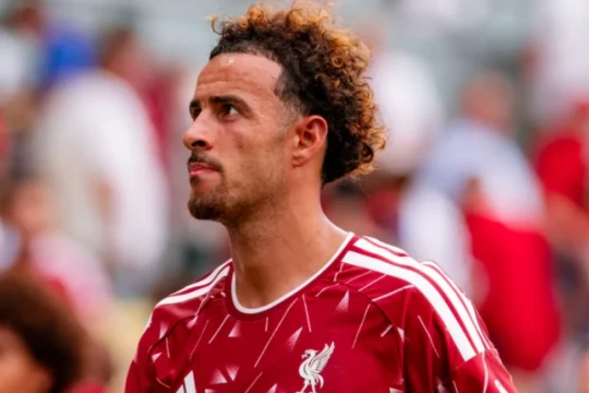 Liverpool sẵn sàng bán Curtis Jones cho Inter Milan để trao cơ hội cho tài năng trẻ Trey Nyoni