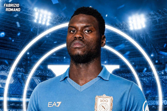 Napoli chốt thỏa thuận chiêu mộ trung vệ Benoit Badiashile từ Chelsea với giá 31 triệu euro