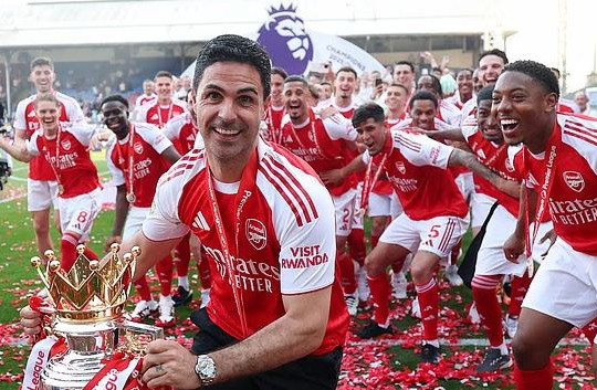 Siêu máy tính Opta dự đoán Arsenal có 38% cơ hội bảo vệ ngôi vương Ngoại hạng Anh 2026-27