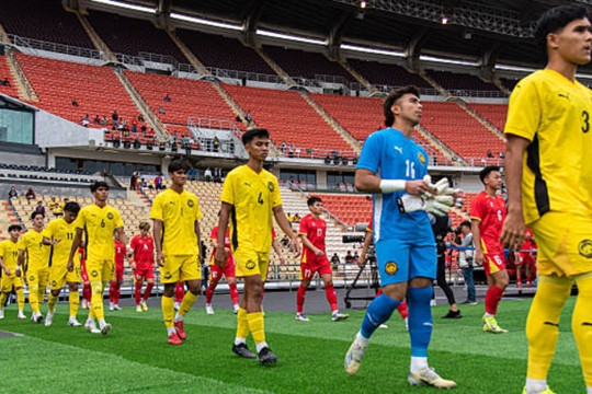 Tuyển Việt Nam rộng cửa tạo lợi thế bán kết ASEAN Cup 2026 khi Malaysia bị CĐV tẩy chay