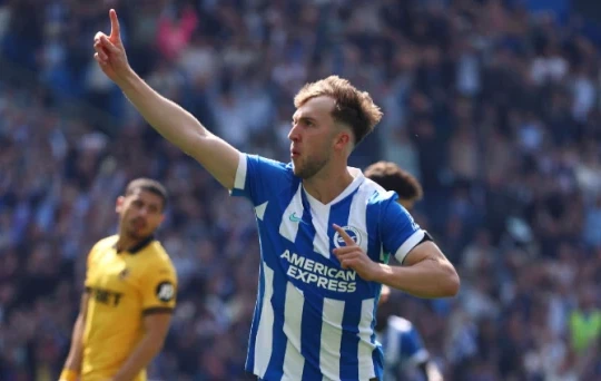 Arsenal nhắm Jack Hinshelwood của Brighton với giá 51 triệu bảng để củng cố tuyến giữa