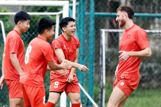 HLV Kim Sang-sik tính toán bài toán nhân sự đấu Malaysia tại bán kết lượt đi ASEAN Cup 2026