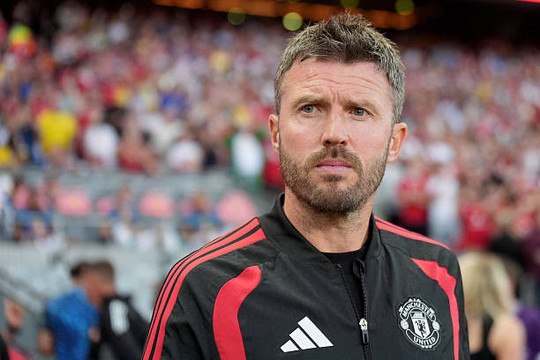 HLV Michael Carrick thừa nhận Man Utd không có lý do bào chữa sau trận thua AC Milan 2-4