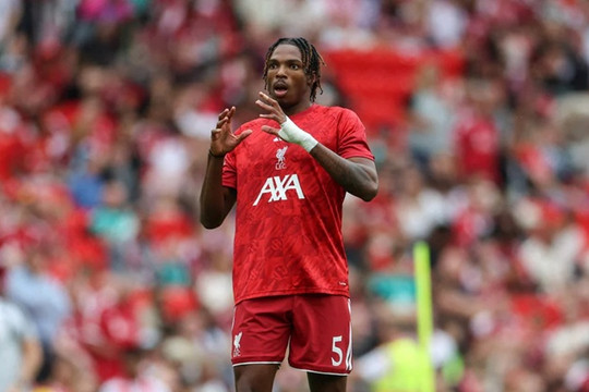 Tân binh 60 triệu bảng Jeremy Jacquet nổ súng giúp Liverpool đánh bại Como 2-0 thuyết phục