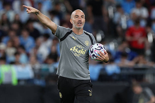 Man City mất Rodri vào tay Barcelona: HLV Enzo Maresca đối mặt bài toán tái thiết trung tuyến