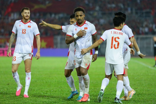 Truyền thông quốc tế ngợi khen bản lĩnh thực dụng của tuyển Việt Nam tại bán kết ASEAN Cup