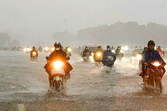 Miền Bắc bước vào đợt mưa lớn diện rộng dài ngày