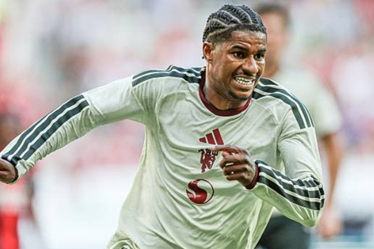 Patrice Evra chỉ đường cho Marcus Rashford tái sinh tại Man Utd dưới thời Michael Carrick