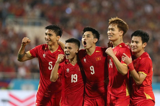 Báo Thái Lan tuyên bố thà thua Singapore còn hơn gục ngã trước tuyển Việt Nam