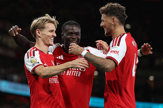 Arsenal khẳng định vị thế nhà vua: Đè bẹp Coventry City 3-0 trong ngày mở màn Ngoại hạng Anh
