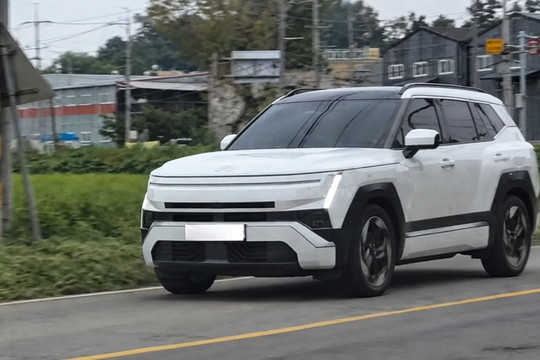 Tin xe 23/8: Hyundai Tucson mới lột xác, Camry 2027 thay đổi nội thất