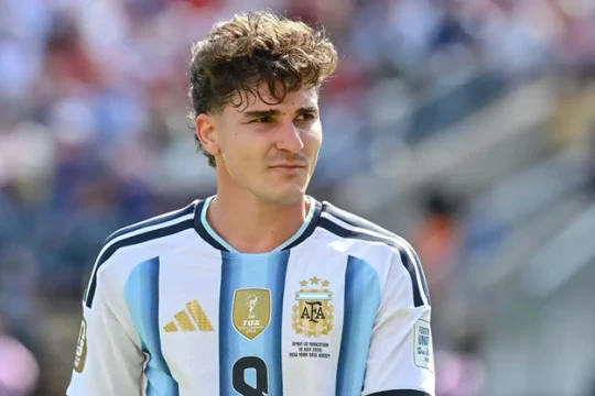 Không nhận đủ 150 triệu euro, Atletico Madrid đóng sập cánh cửa rời đi của Julian Alvarez
