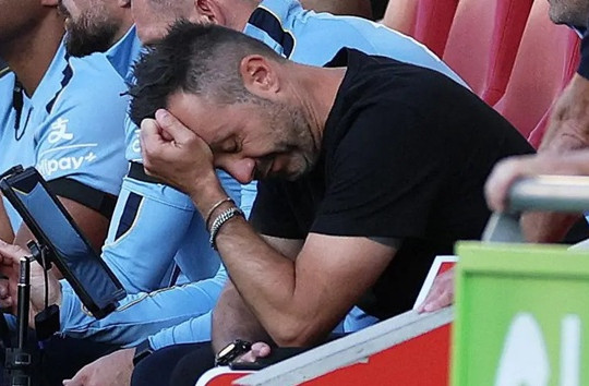 Dàn sao 400 triệu bảng của Tottenham thảm bại 0-3 trước Brentford tại vòng mở màn Ngoại hạng Anh