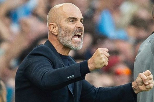 Man City ngược dòng nghẹt thở 2-1 Bournemouth: Canh bạc chiến thuật của HLV Enzo Maresca