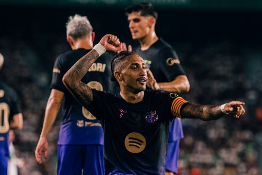 Chấm điểm Barcelona đại thắng Elche 5-0: Song sát Raphinha và Fermin Lopez tỏa sáng rực rỡ