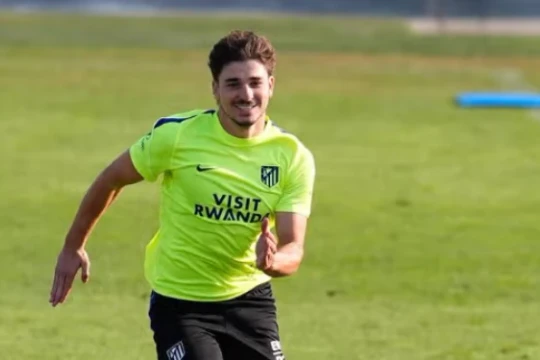 Arsenal tăng tốc chiêu mộ Julian Alvarez và sẵn sàng chia tay 5 cầu thủ ở phiên chợ hè