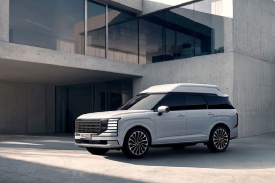 Tin xe 26/8: Hyundai Palisade 2027 nâng nóc cao hơn 20cm, Amarok PHEV 470 mã lực