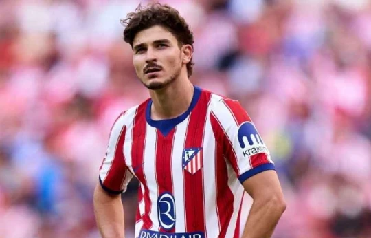 Julian Alvarez giữa tâm bão chuyển nhượng: Liệu Barcelona hay Arsenal sẽ là bến đỗ mới?