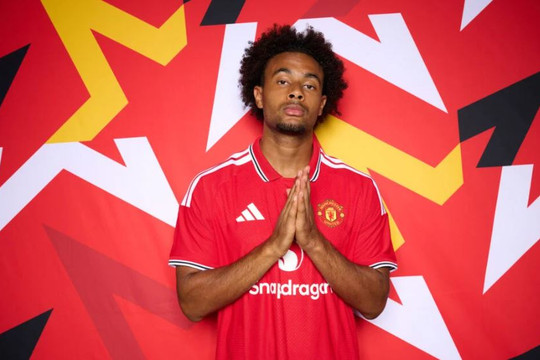 Manchester United cần giải quyết tương lai của 8 cầu thủ trước khi kỳ chuyển nhượng khép lại