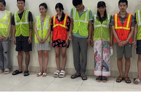 Người phụ nữ 36 tuổi cầm đầu đường dây ma túy núp bóng thuốc lá điện tử
