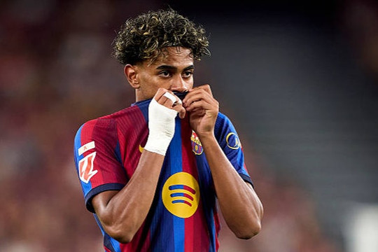 Dàn sao Barcelona lập tức động viên Lamine Yamal sau chiến thắng 2-0 trước Athletic Club