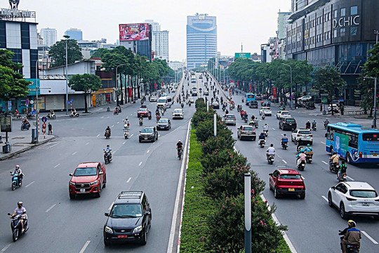 Ngày đầu nghỉ lễ Quốc khánh 2/9, tình hình giao thông tại Hà Nội thế nào?
