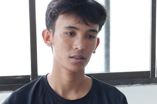 Bí ẩn thi thể người bán vé số phân huỷ ở bụi cỏ ven đường biên giới