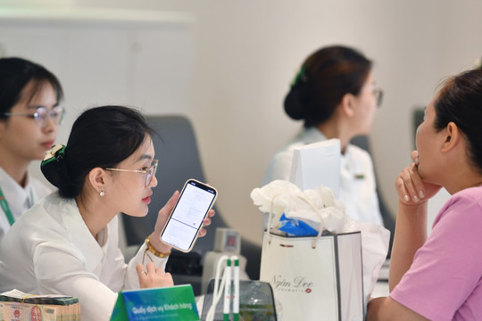 Lãi suất ngân hàng ngày 4/9/2026: Đua cộng thêm tới 2,5% mỗi năm và thưởng tiền gửi 10 triệu