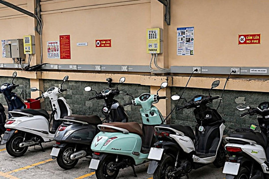 Những thói quen khi sạc xe điện có thể gây cháy, nổ, người dân cần tránh
