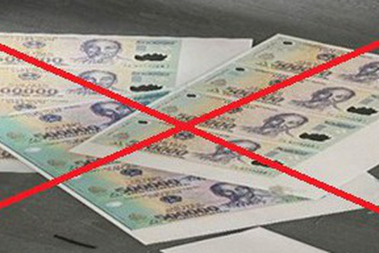 Từ 4 tờ 5.00.000 đồng, công an phát hiện gần 30 triệu đồng tiền giả