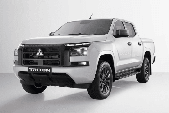 Tin xe 15/9: Mitsubishi Triton thêm bản Premium, Hyundai Custin 2027 lộ diện
