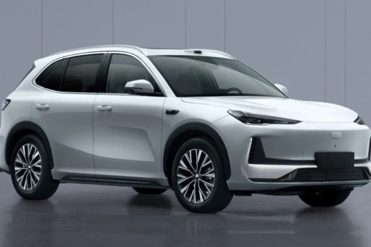 Geely EX5 mới lộ diện với khoang hành lý phía trước, thêm 114 mã lực