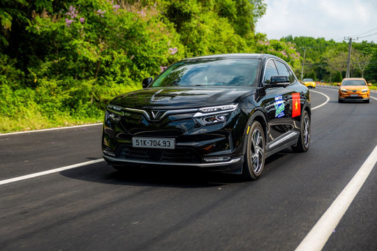 Gần 100.000 km, 4 chuyến xuyên Việt: Chủ xe nói gì về độ bền của ô tô VinFast?
