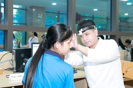 Đối tượng nào được Bộ Y tế đề xuất BHYT chi trả khám sức khỏe định kỳ?