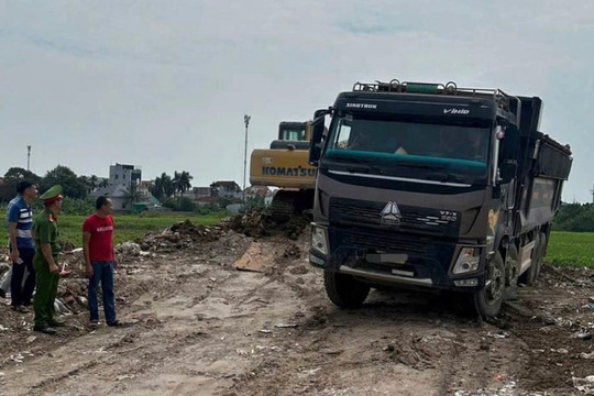 Khởi tố giám đốc Công ty vận tải Việt Dũng tội gây ô nhiễm môi trường