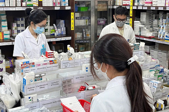 Ngày Dược sĩ thế giới: 'Trao quyền cho dược sĩ vì một tương lai khỏe mạnh hơn'