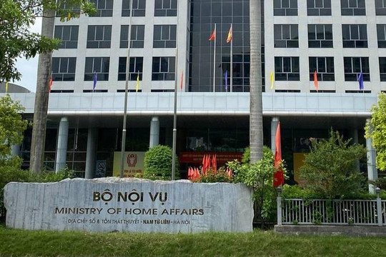Bộ Nội vụ công bố danh mục 62 thủ tục hành chính thuộc 8 lĩnh vực giải quyết tại Bộ phận Một cửa