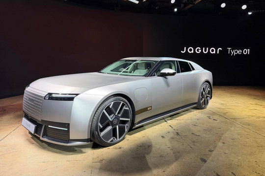 Lộ diện xe điện Jaguar sạc siêu nhanh