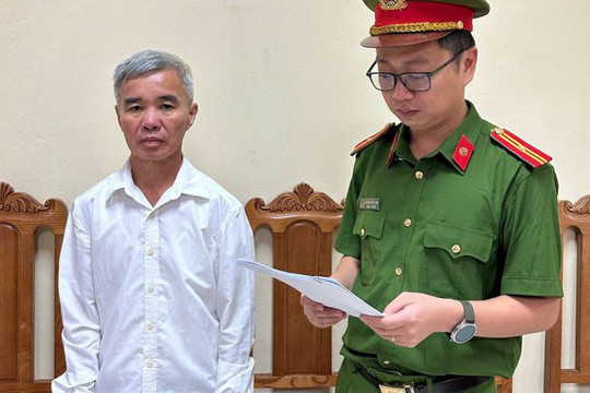 Khởi tố nguyên Chủ tịch xã tự ý bán cả trụ sở làm việc