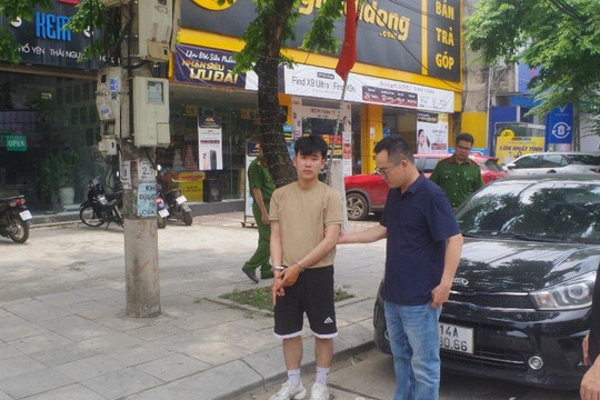 Hành trình bắt nhóm trộm 17 điện thoại, quen nhau từ 'hội vỡ nợ'