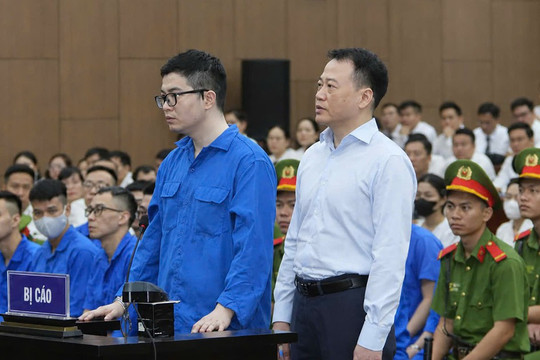 Xét xử Mr Pips: Bị cáo Nguyễn Hòa Bình (Shark Bình) nói gì tại tòa?
