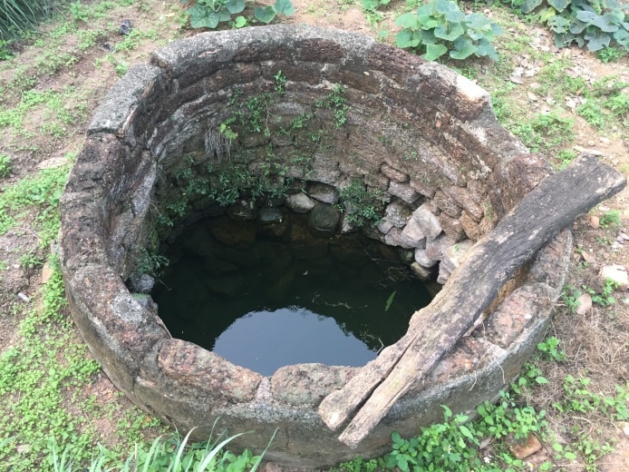 Cha ném con 1 tuần tuổi xuống giếng vì mâu thuẫn với vợ