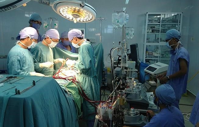 Cứu sống nạn nhân có quả thận trái rơi vào ổ bụng