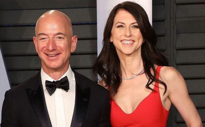 Ông chủ của Amazon Jeff Bezos vẫn là người giàu nhất hành tinh sau ly hôn