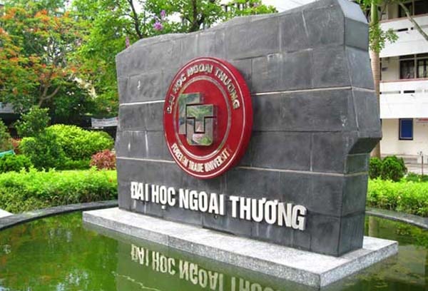 Đại học Ngoại thương buộc thôi học 1 sinh viên Sơn La được nâng điểm