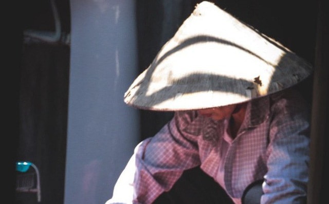 Nghẹn ngào với dòng tâm sự của cha già gửi con gái lấy chồng xa