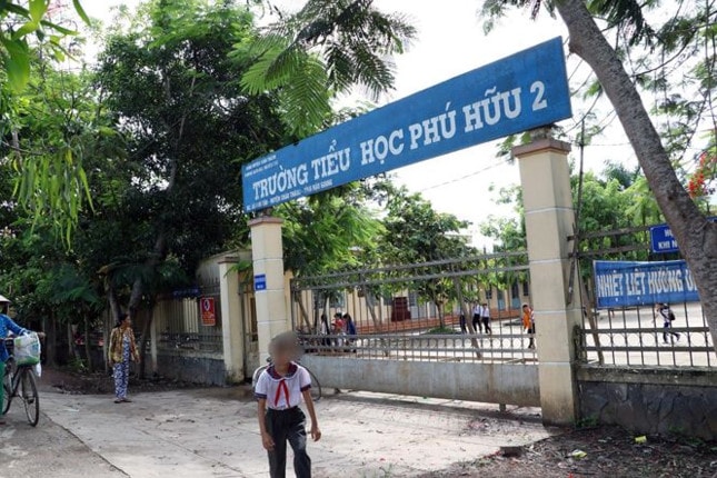 Phụ huynh tố thầy giáo tiểu học trù dập khiến học sinh rối loạn thần kinh