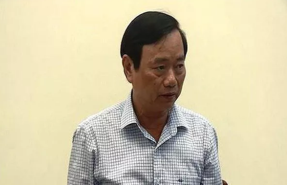 Giám đốc Sở GD-ĐT Quảng Bình gọi điện xin lỗi thí sinh không biết lịch thi lại Văn