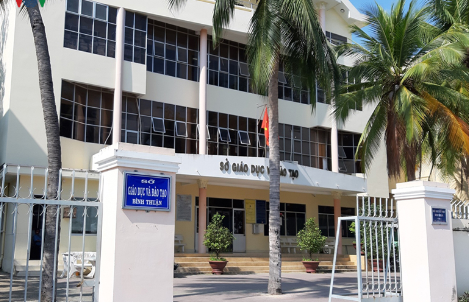 Cách chức cán bộ làm lộ đề thi môn Ngữ Văn ở Bình Thuận